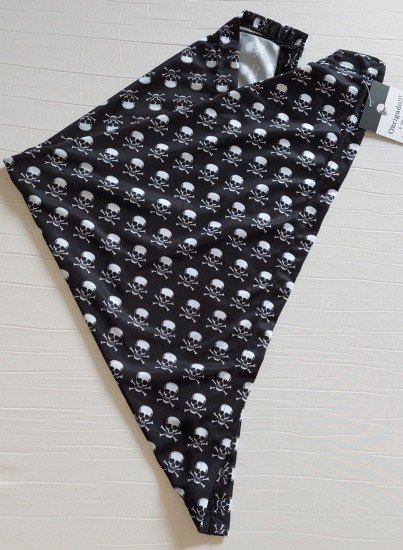 BANDANA LENO EM 100% POLISTER, PODE SER USADA COMO MSCARA FACIAL
SECAGEM MUITO RPIDA.